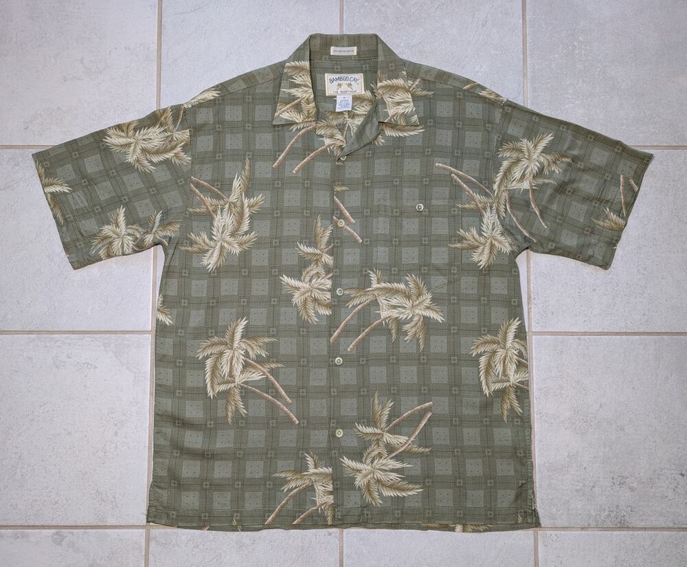 Bamboo Cay Men's Medium Hawaiian Shirt Rayon Palm Green Camp Button Up